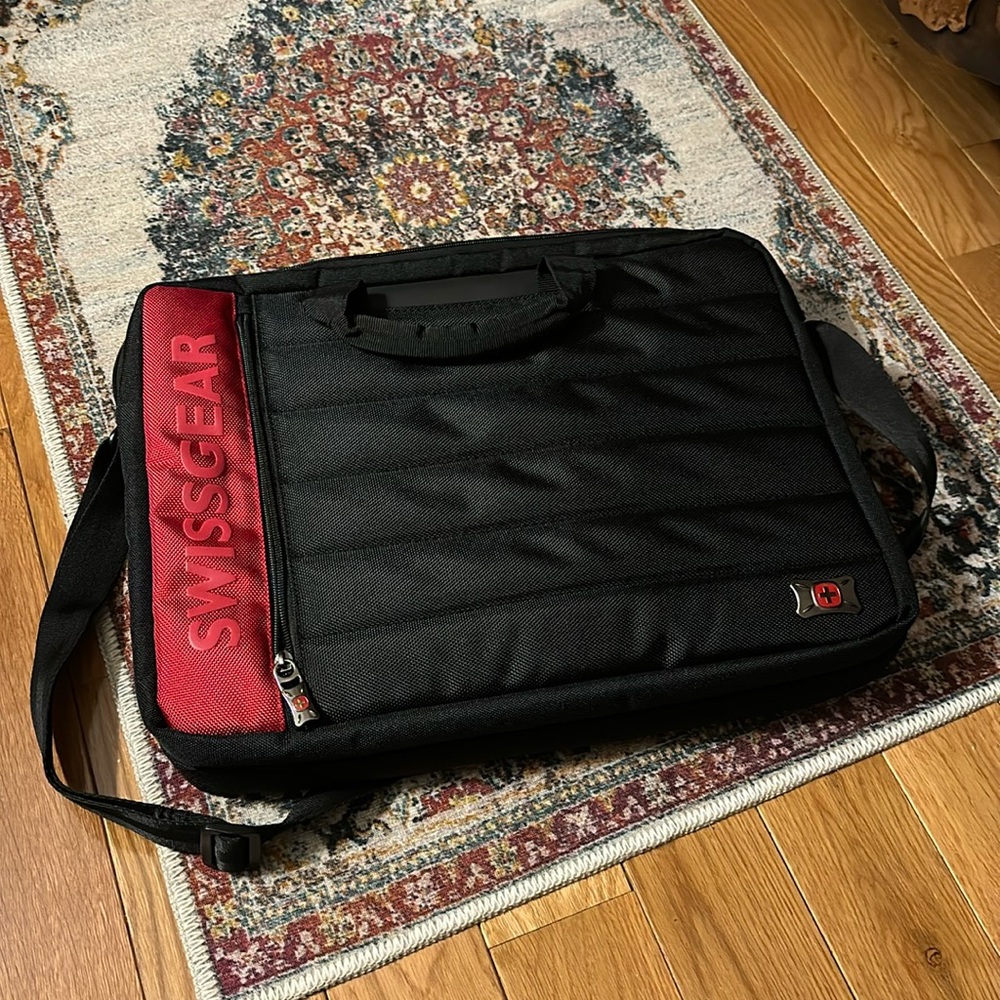 Swiss gear laptop carrier
